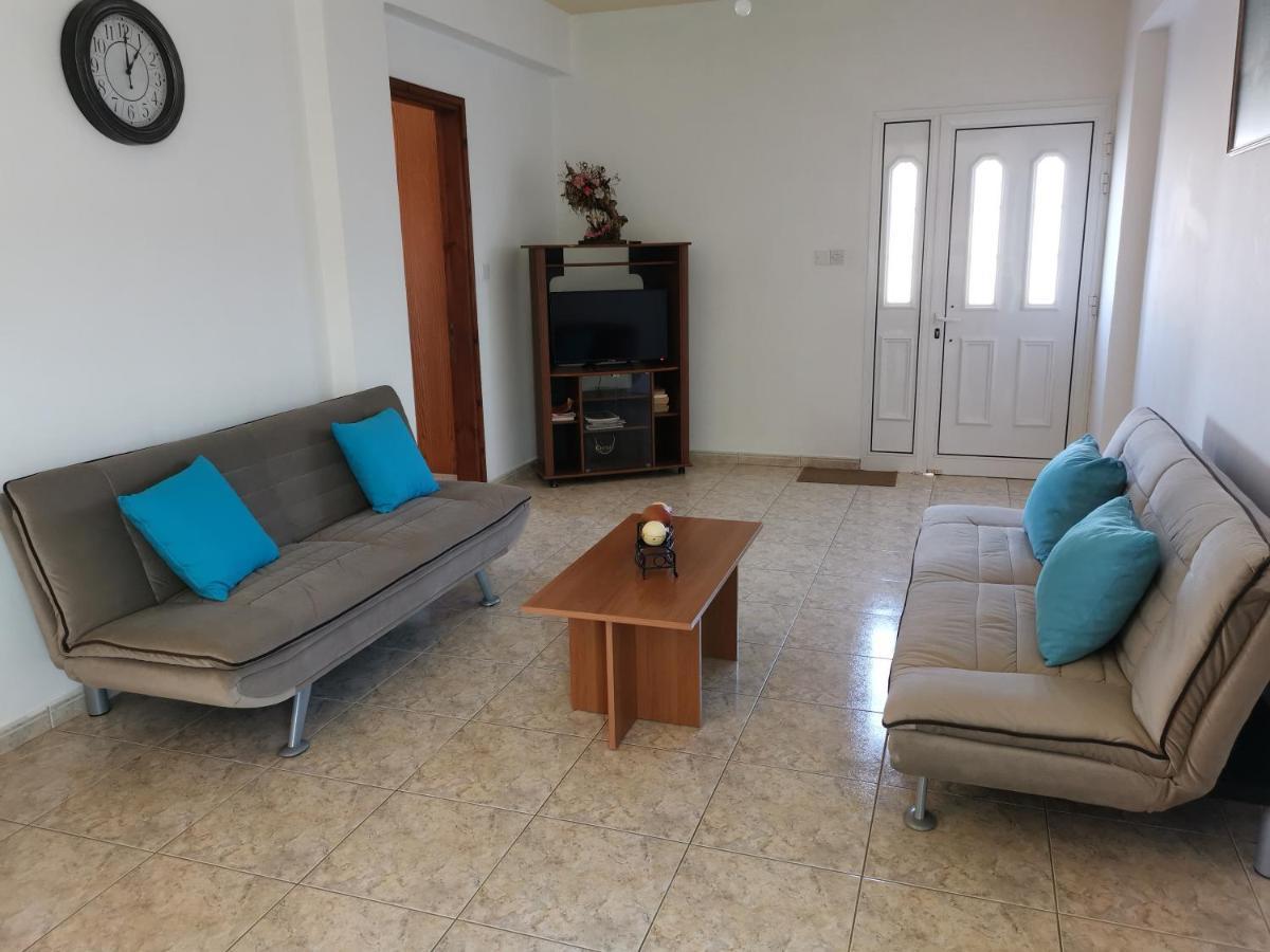 Anastasia Apartment Αγία Μαρίνα Εξωτερικό φωτογραφία